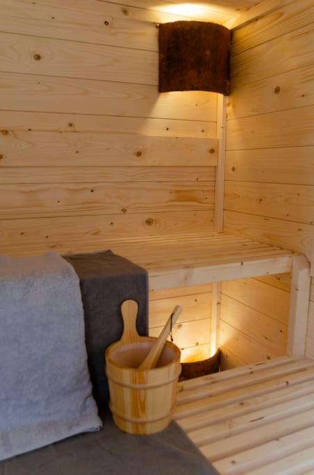 La Cabane Du Cerf Et Son Sauna Attre Luaran gambar