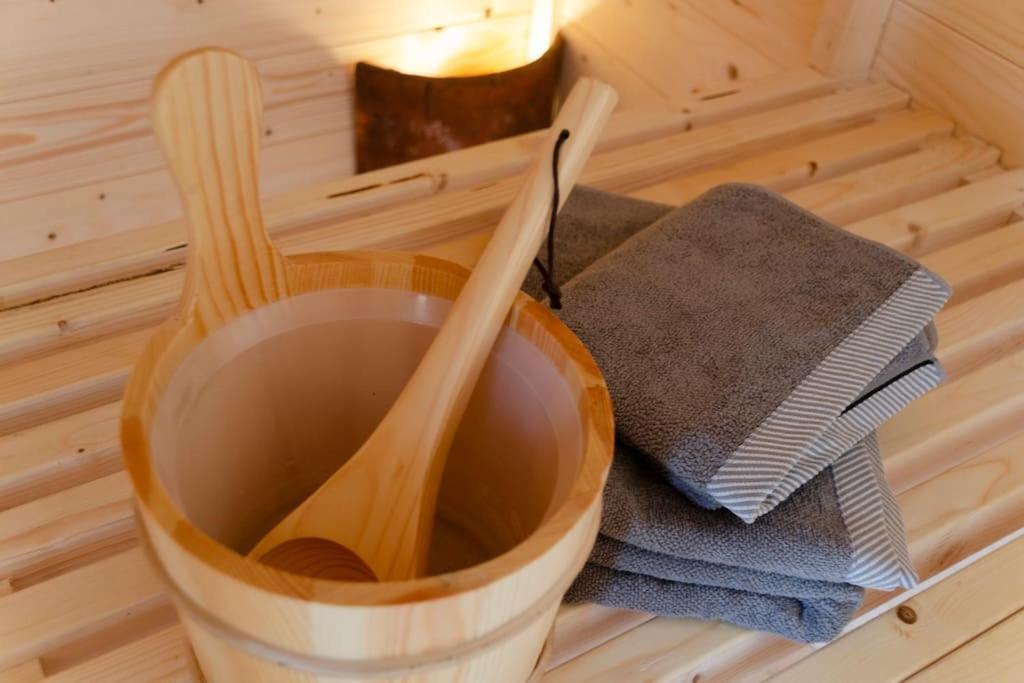 La Cabane Du Cerf Et Son Sauna Attre Luaran gambar